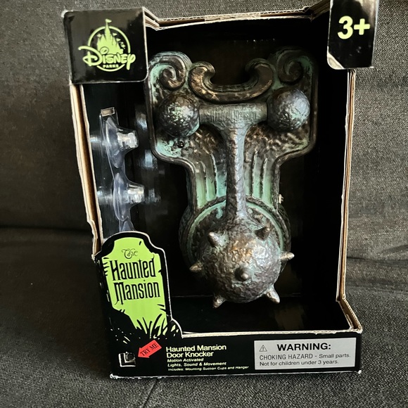 Disney parks Haunted Mansion motion activated door knocker with sound - Picture 1 of 2